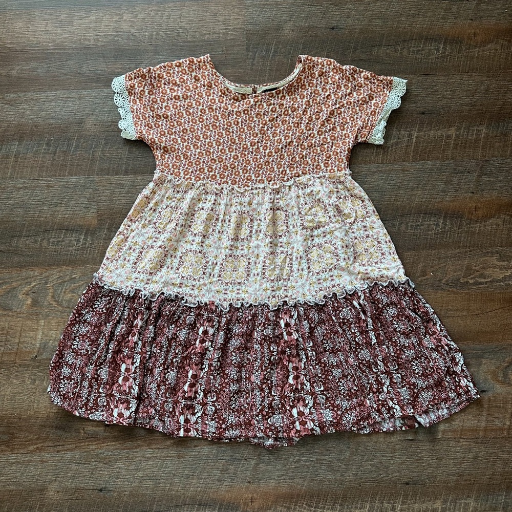 Art Class Cream and White Cap Sleeve Sundress